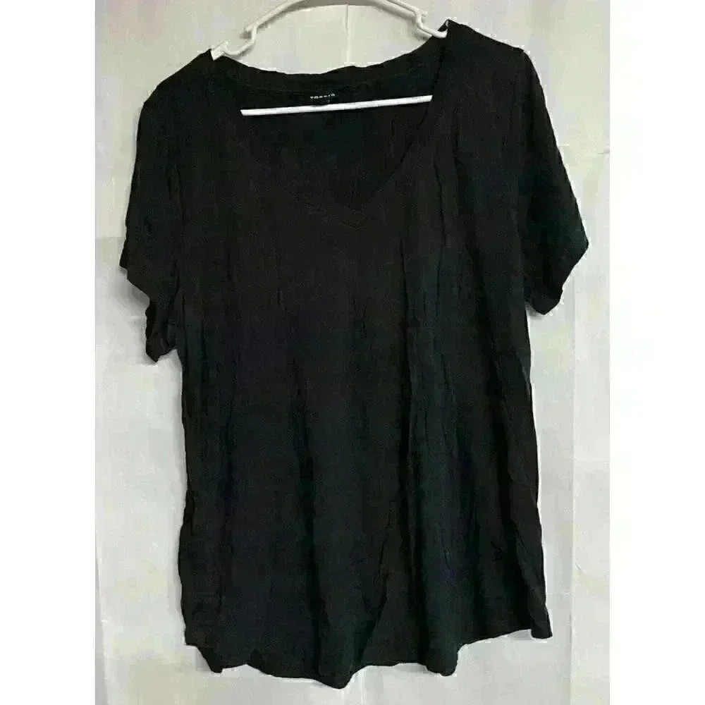 TORRID WOMEN'S Plus 2‎ GIRLFRIEND TEE SIGNATURE JERSEY Classic Fit Black V-Neck